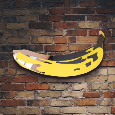 banana-shaped wall mirror - carved glass - pop mirror